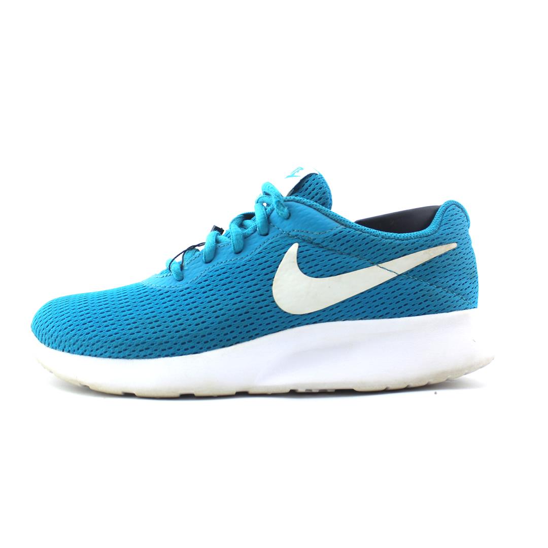 NIKE TANJUN