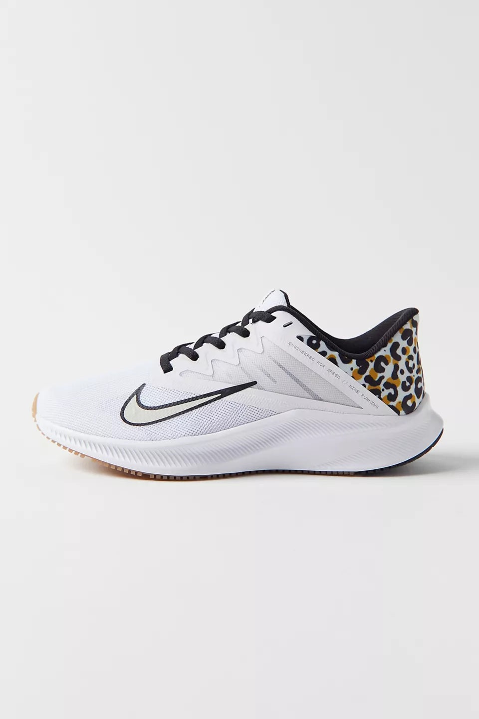 NIKE QUEST 4
