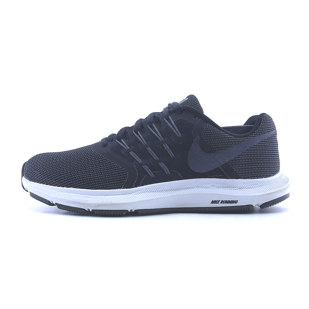NIKE RUN SWIFT