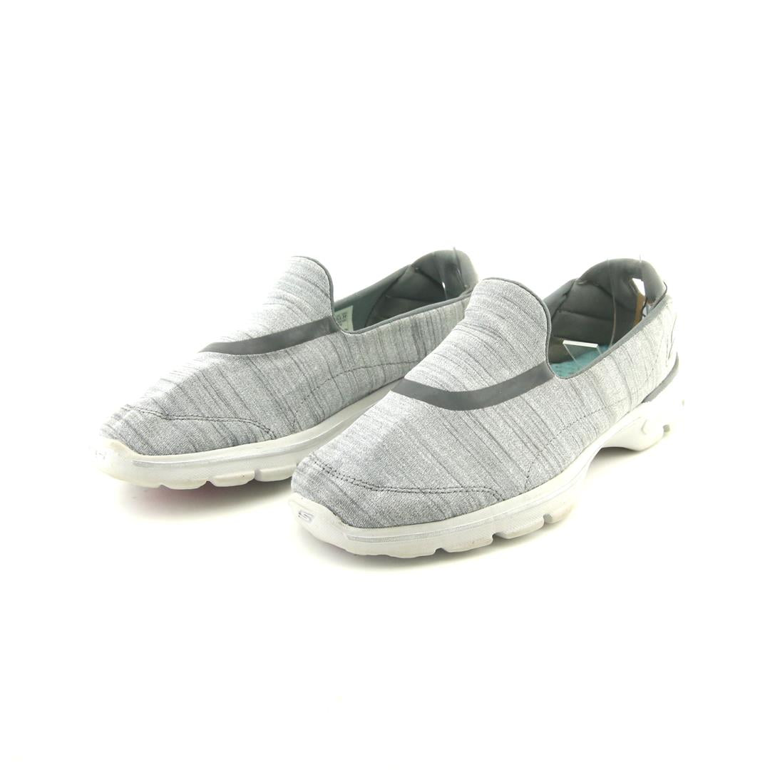 SKECHERS GOWALK 3