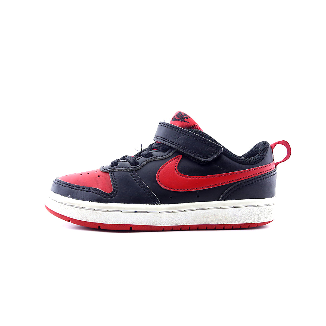 NIKE COURT BROUGH LOW