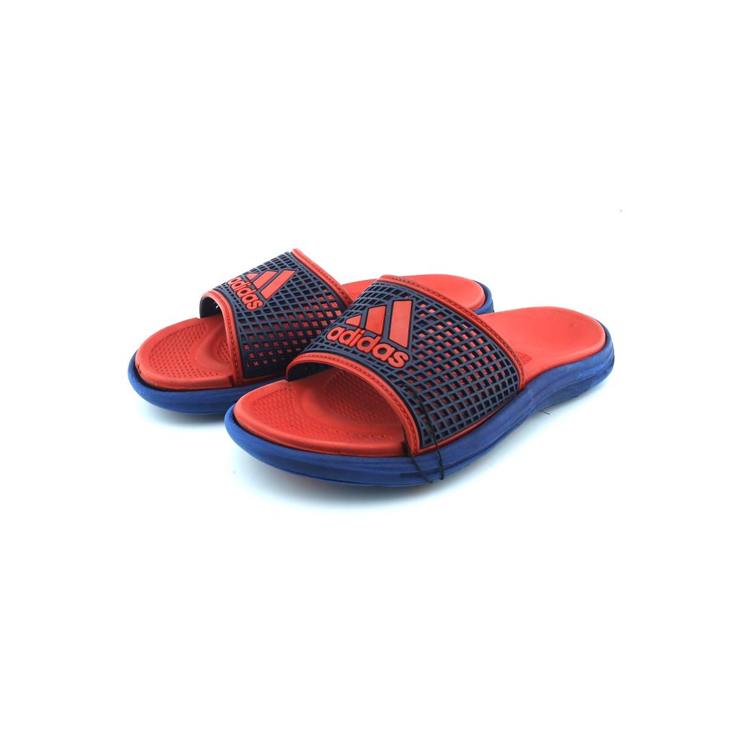 ADIDAS .