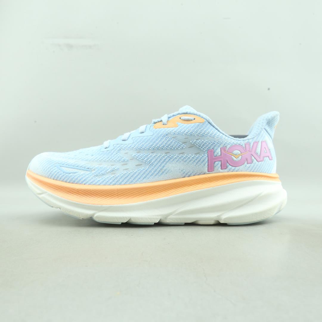 HOKA ONE ONE CLIFTON 9