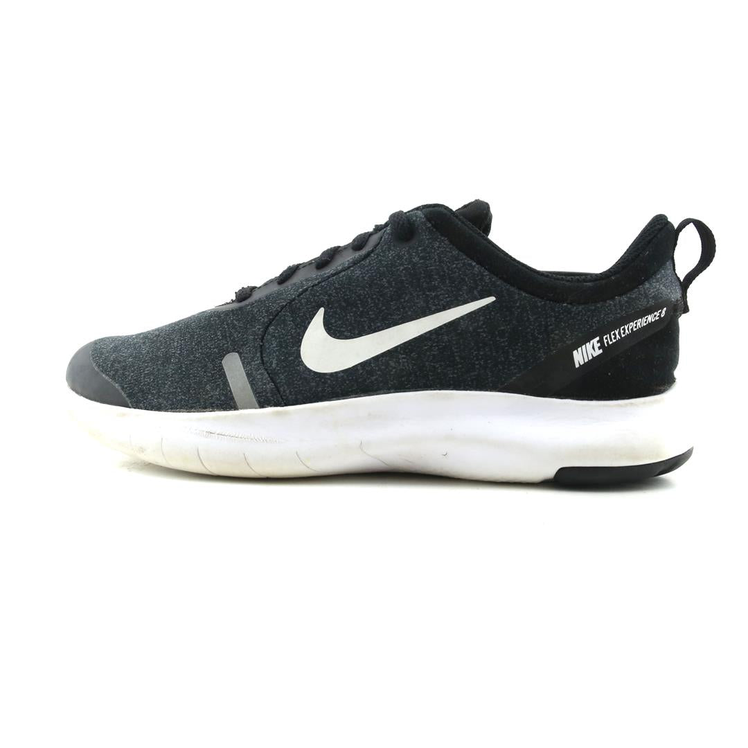 NIKE FLEX EXPERIENCE 8