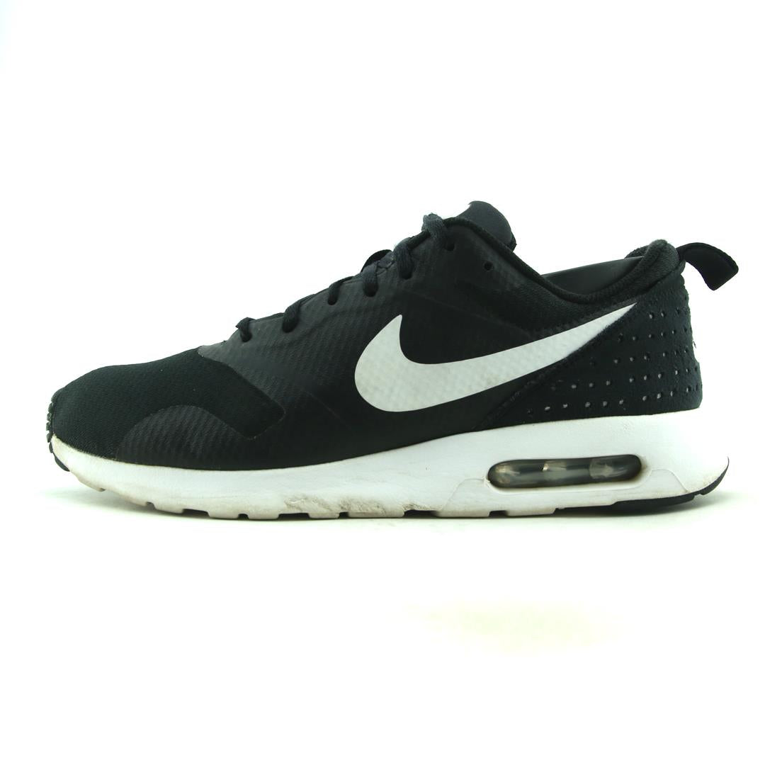 NIKE AIR MAX TAVAS