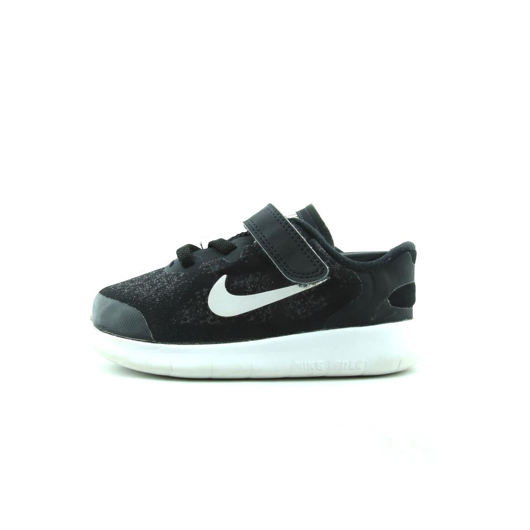 NIKE FREE RN