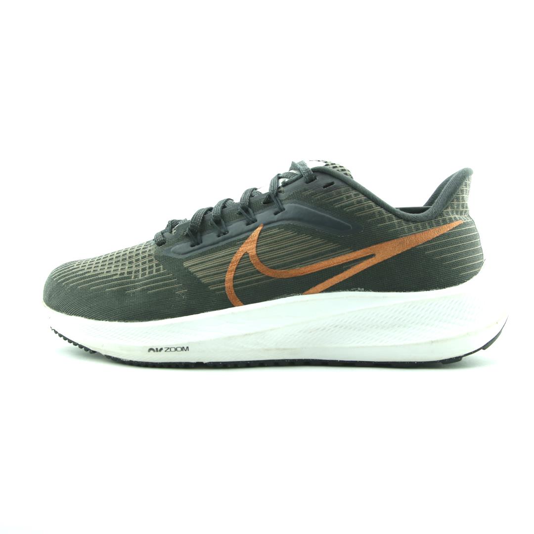 NIKE AIR ZOOM PEGASUS 39