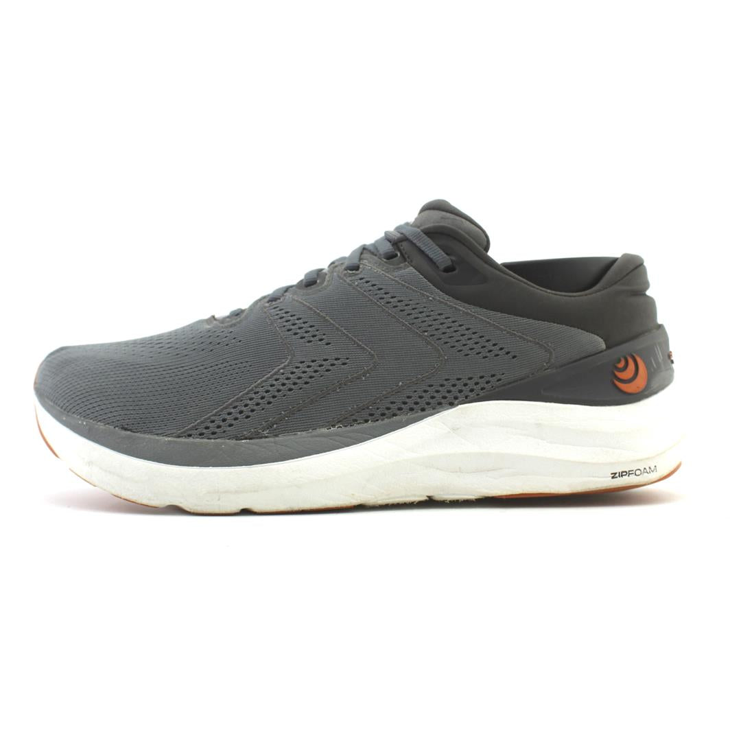 TOPO ATHLETIC PHANTOM 2