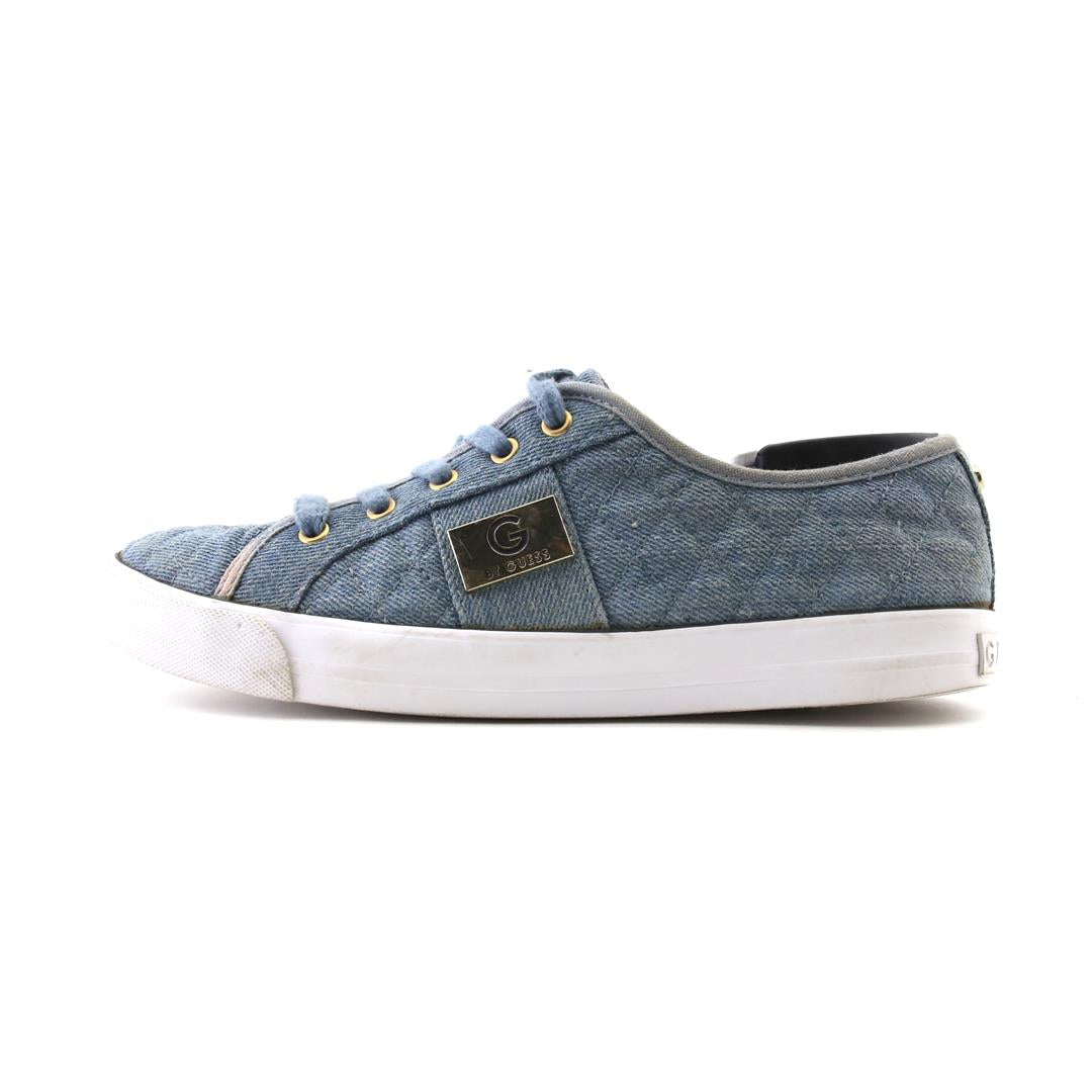 G BY GUESS .
