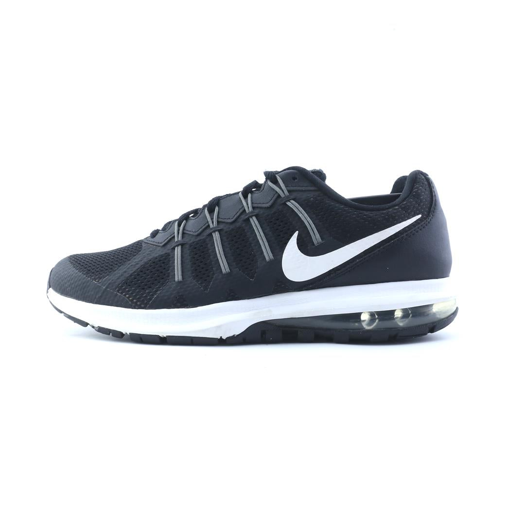 NIKE AIR MAX DYNASTY 2