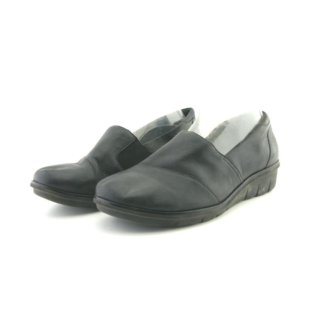 DANSKO JULIA