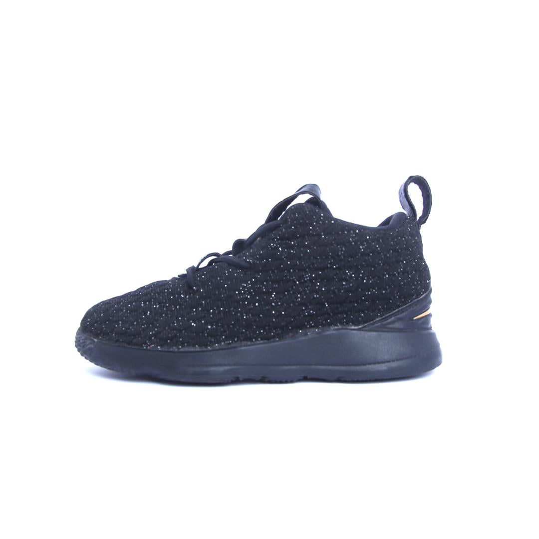 NIKE LEBRON 15