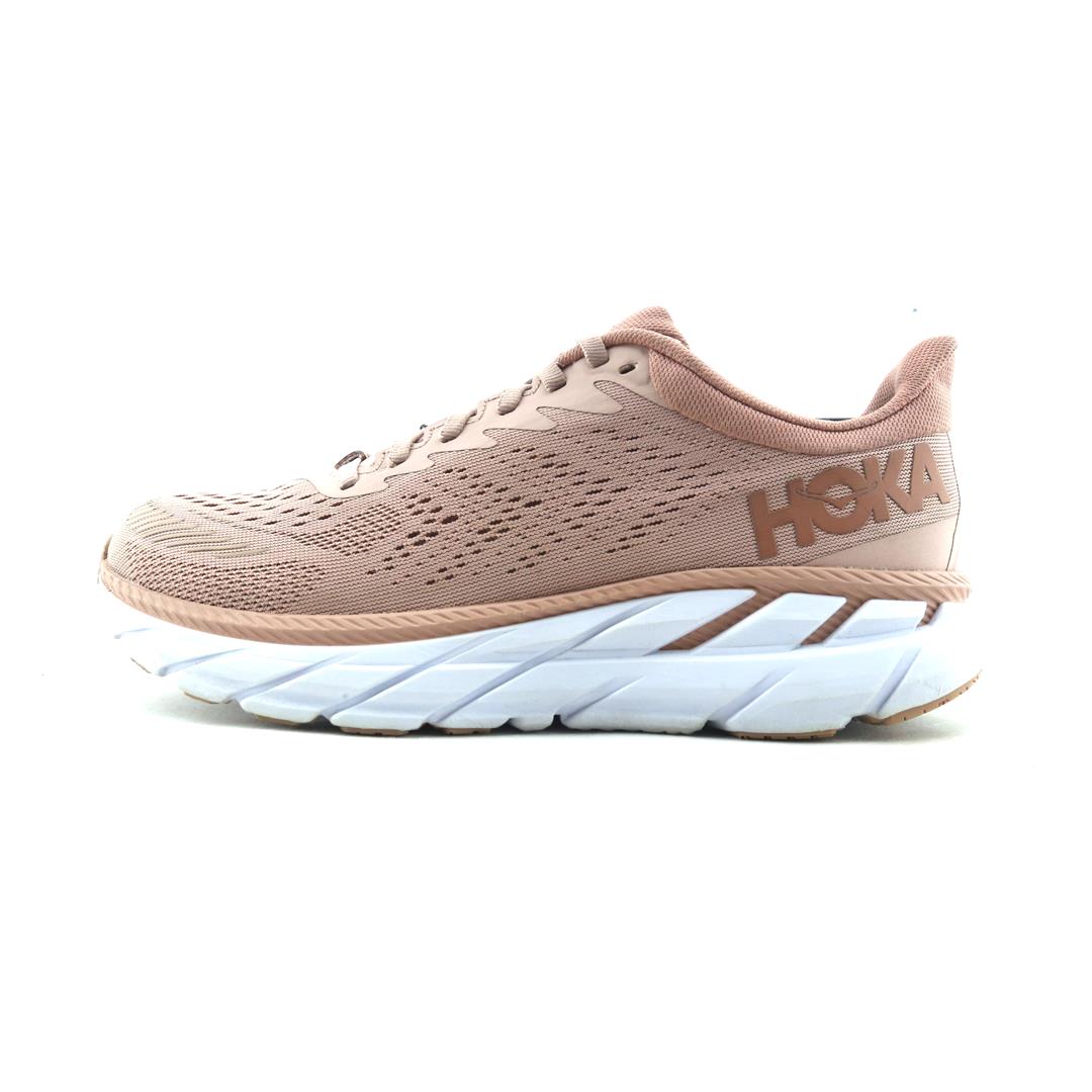 HOKA ONE ONE CLIFTON 7