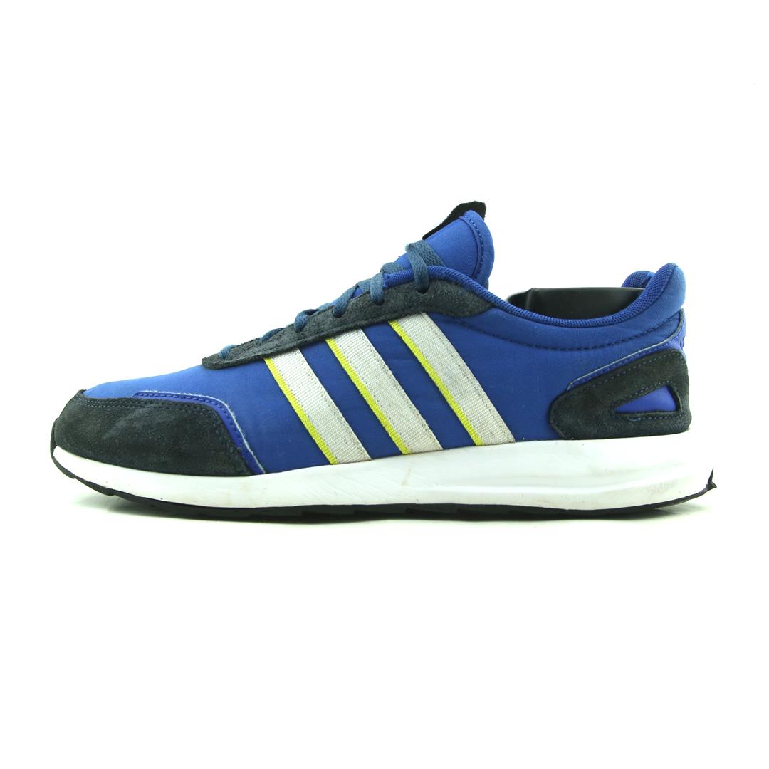 ADIDAS RETRORUNNER