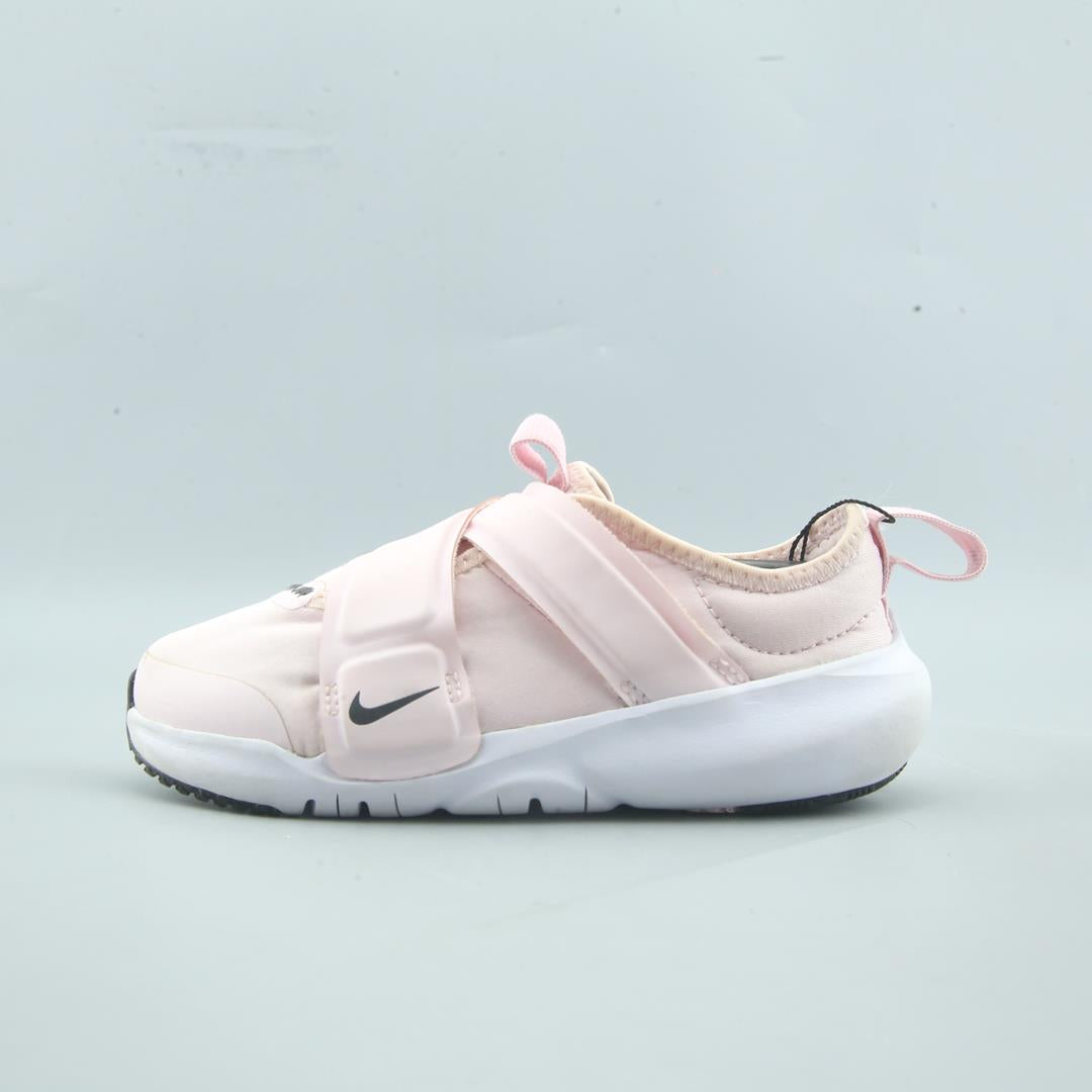 NIKE FLEX ADVANCE