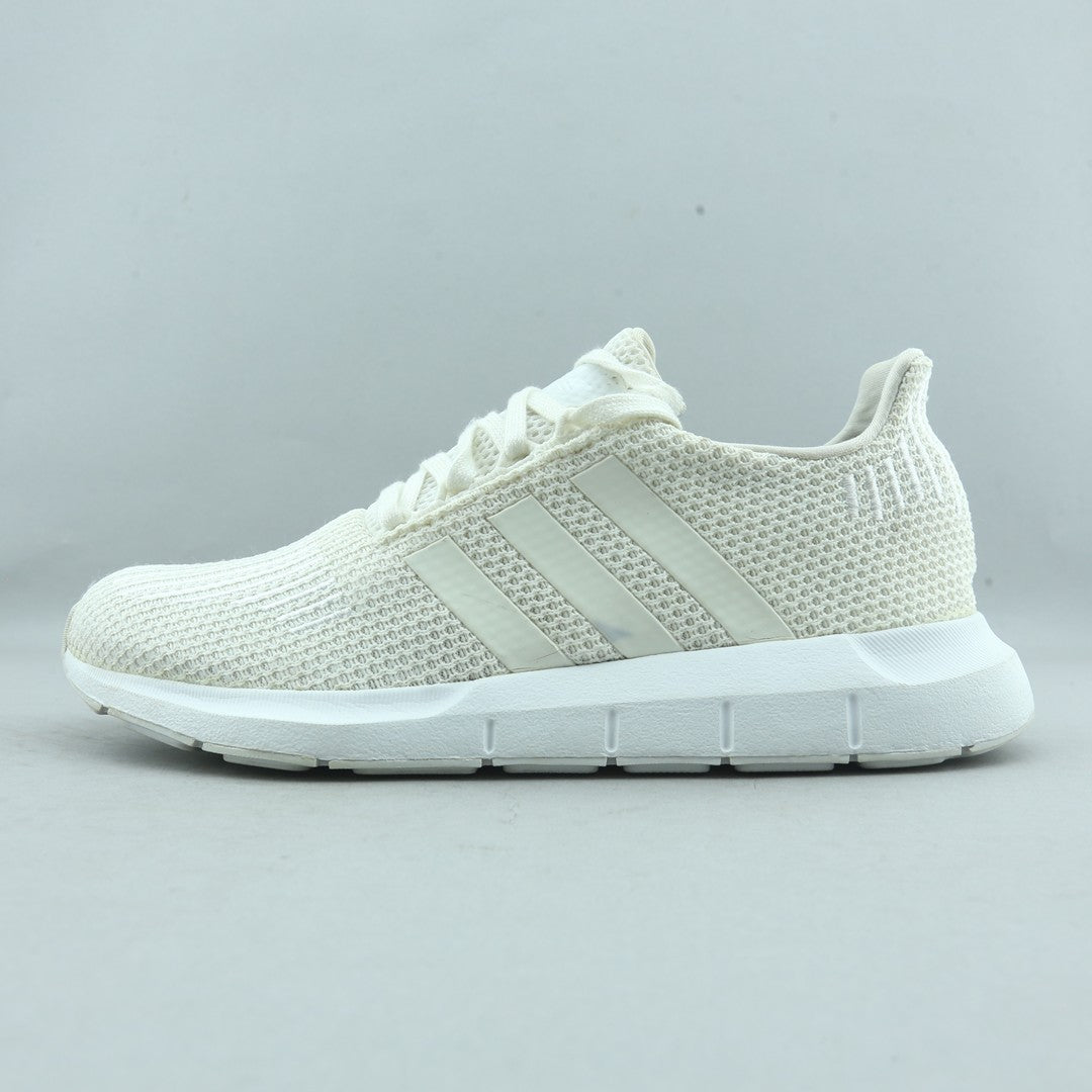 ADIDAS SWIFT RUN