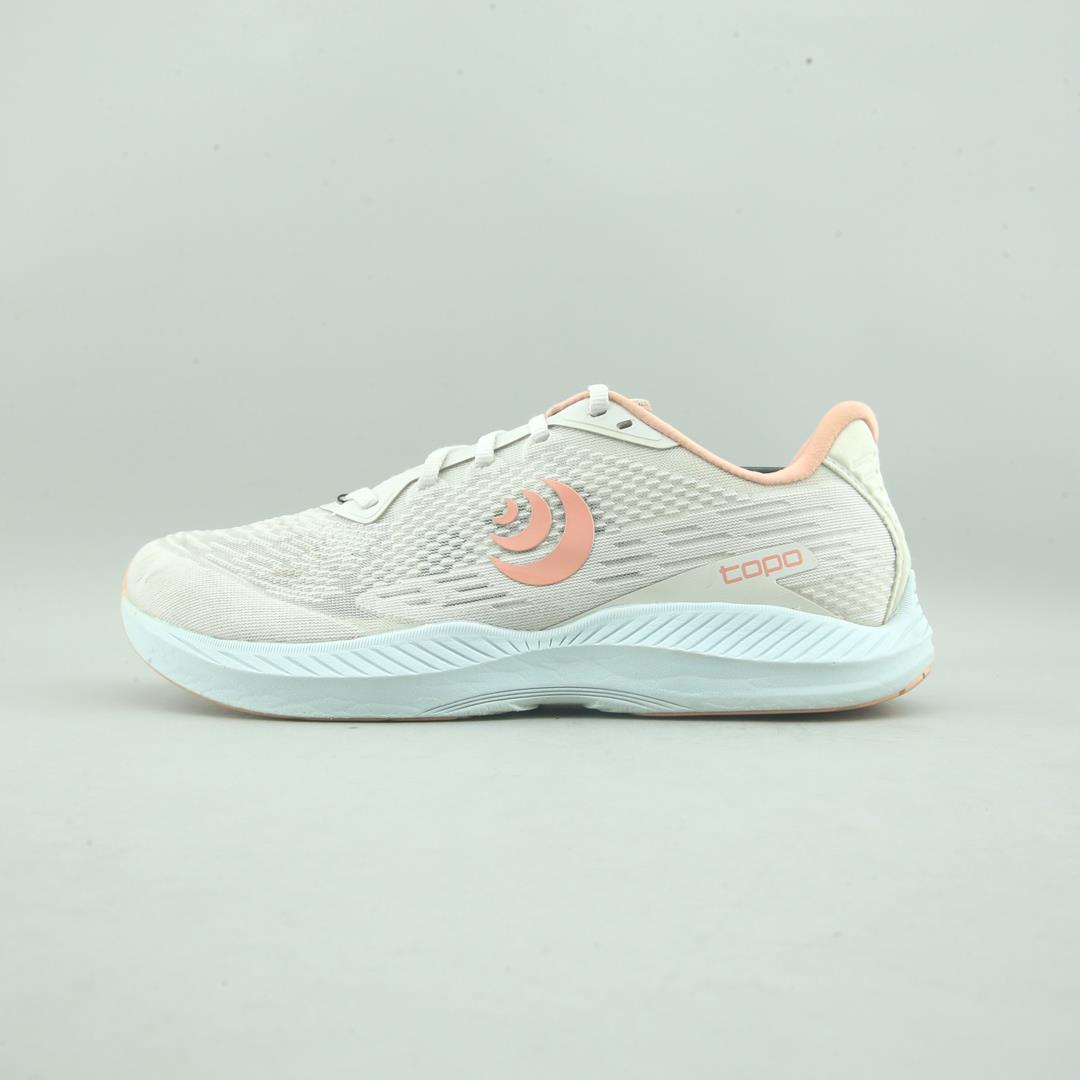 TOPO ATHLETIC FLYLITE 5