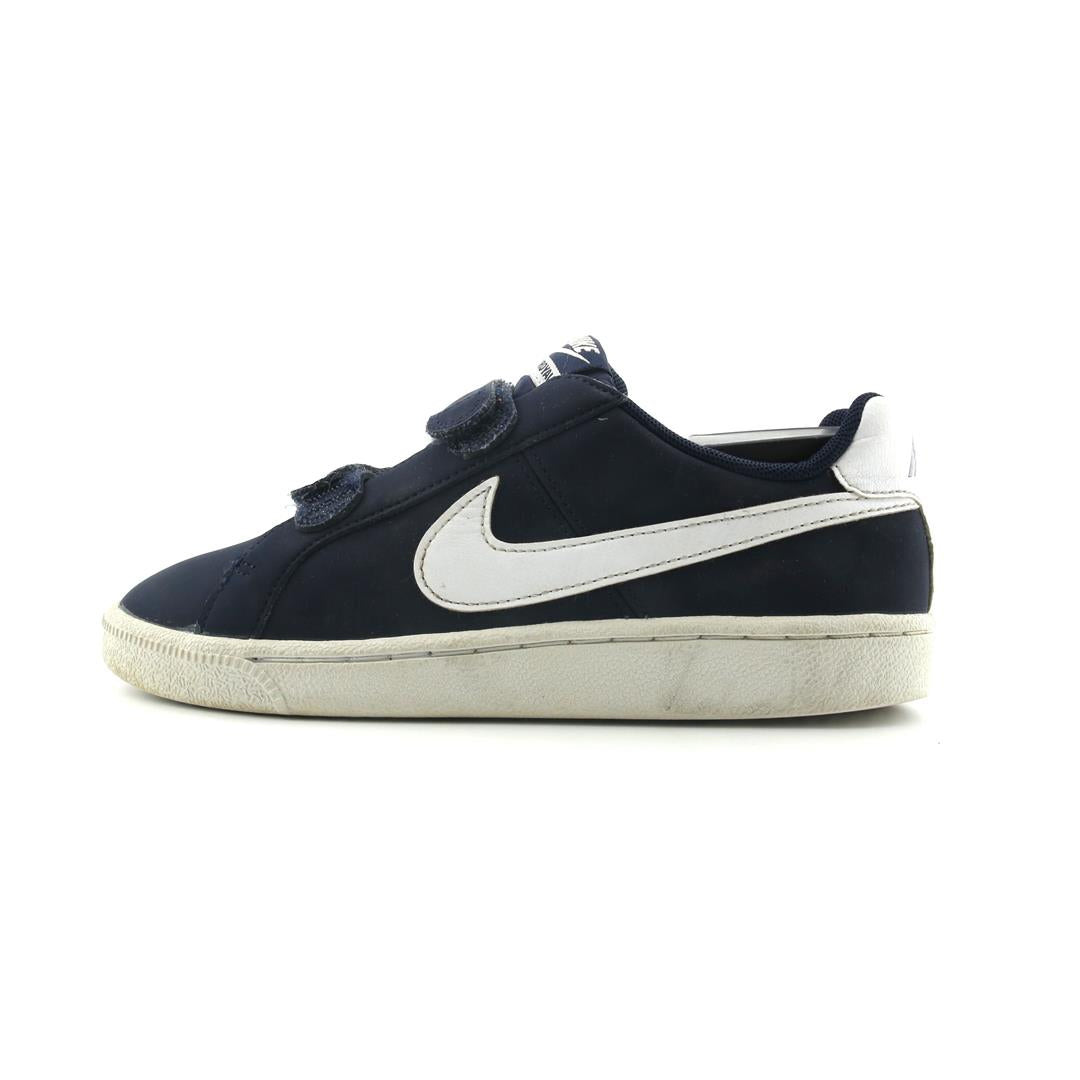 NIKE COURT ROYALE