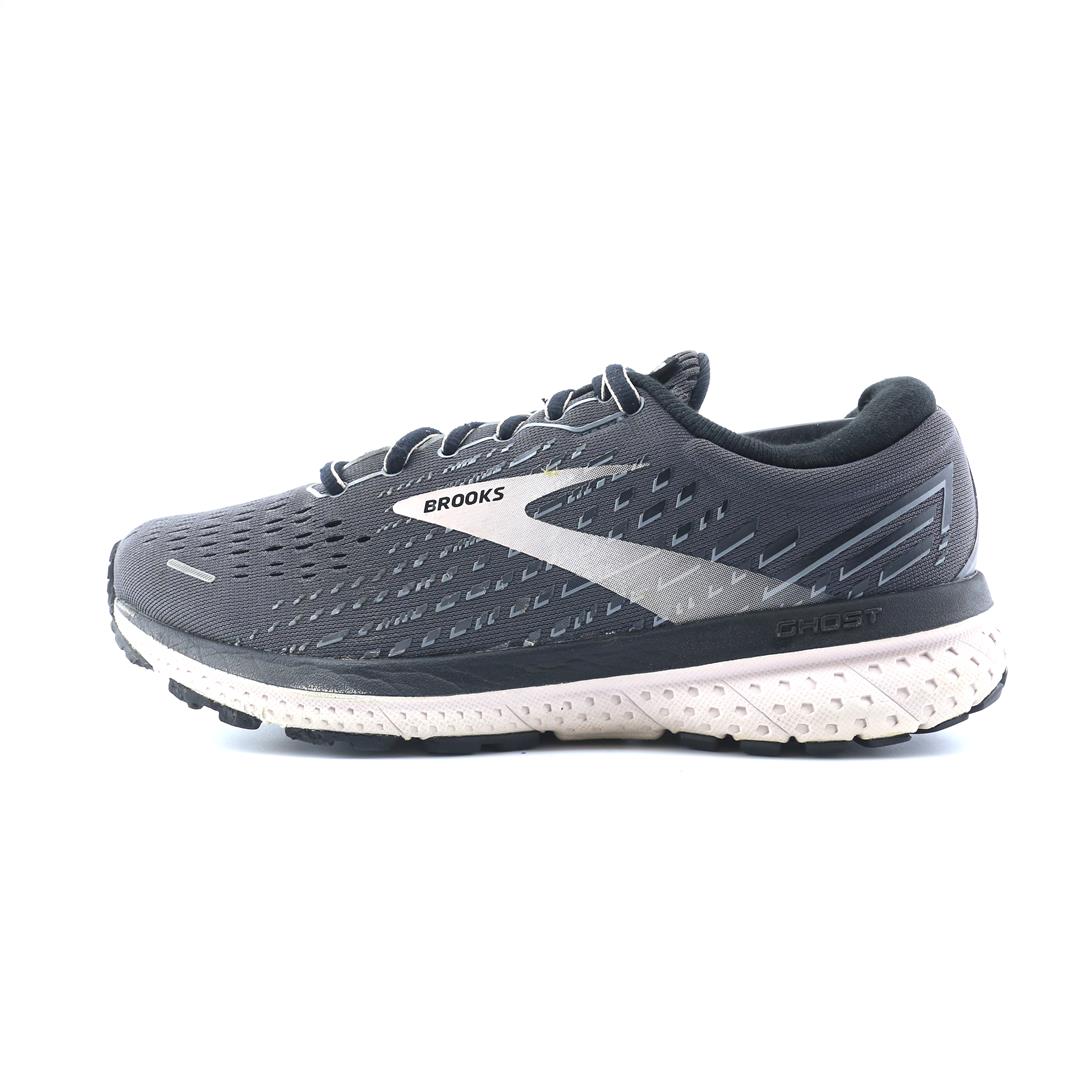 BROOKS GHOST 13