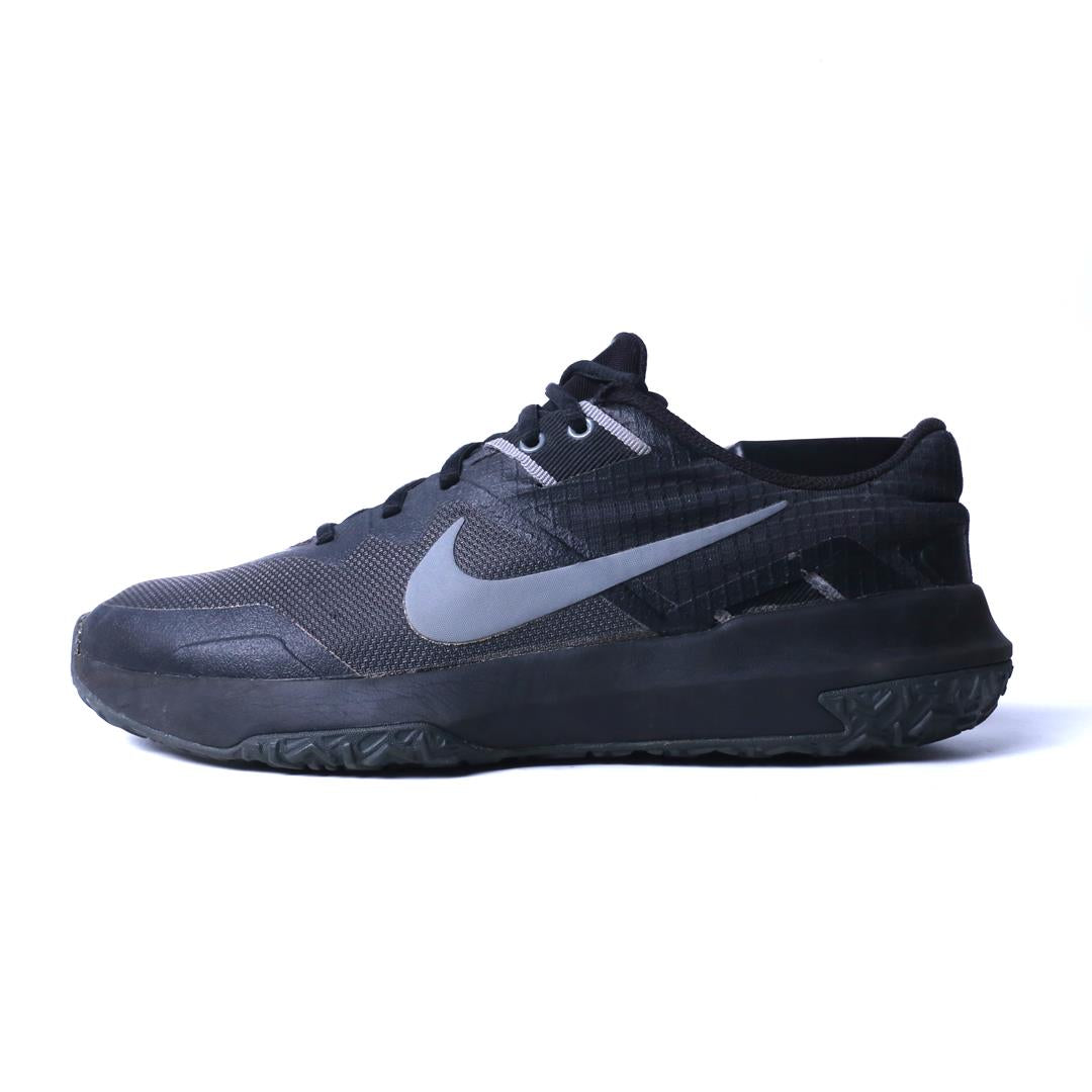 NIKE VARSITY COMPETE TR 3