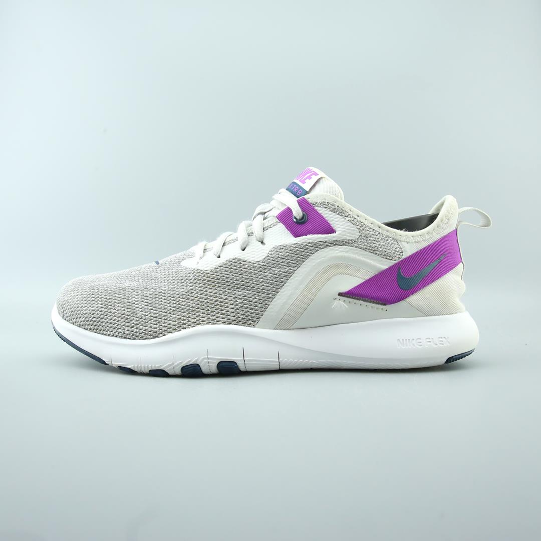 NIKE FLEX TR 9