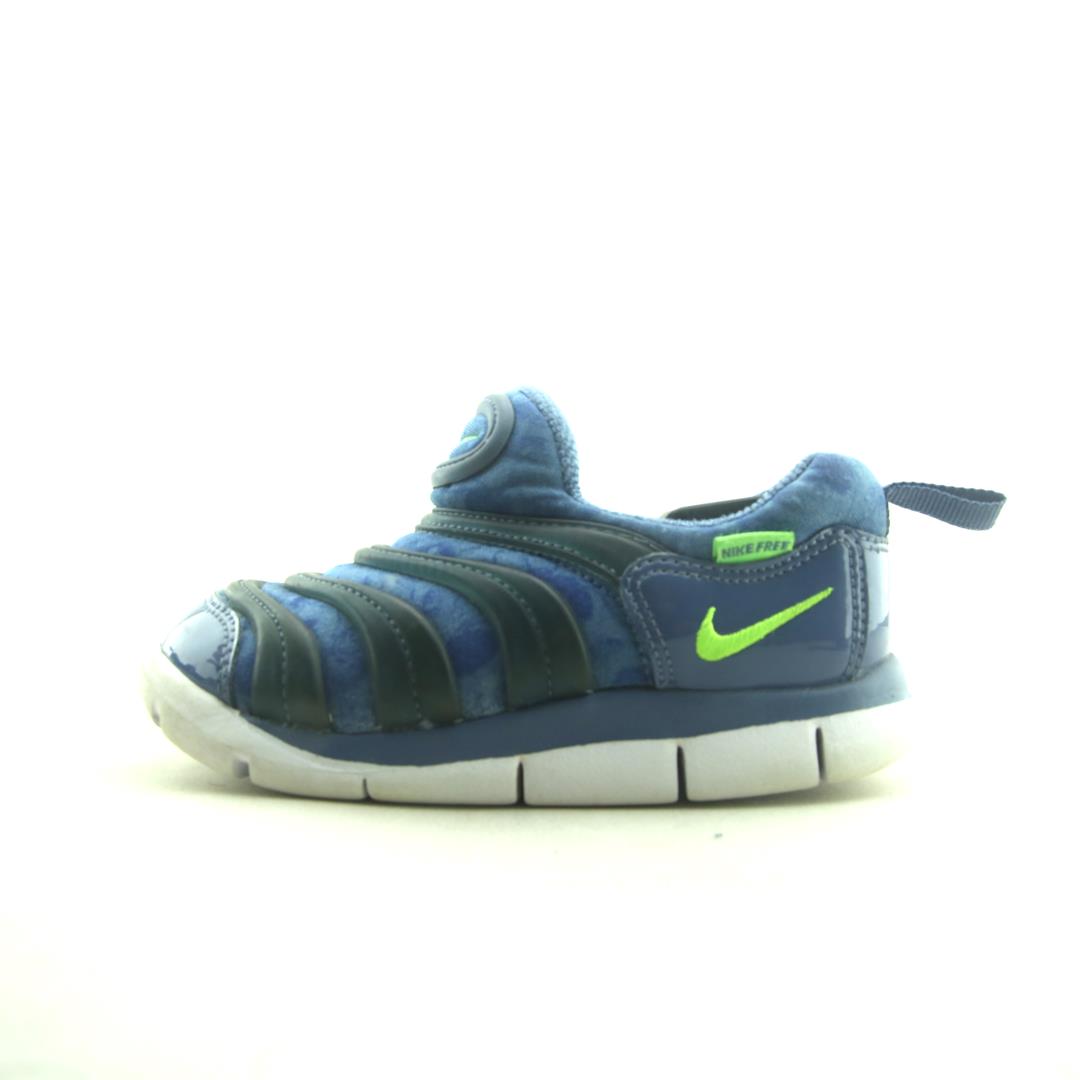 NIKE DYNAMO FREE