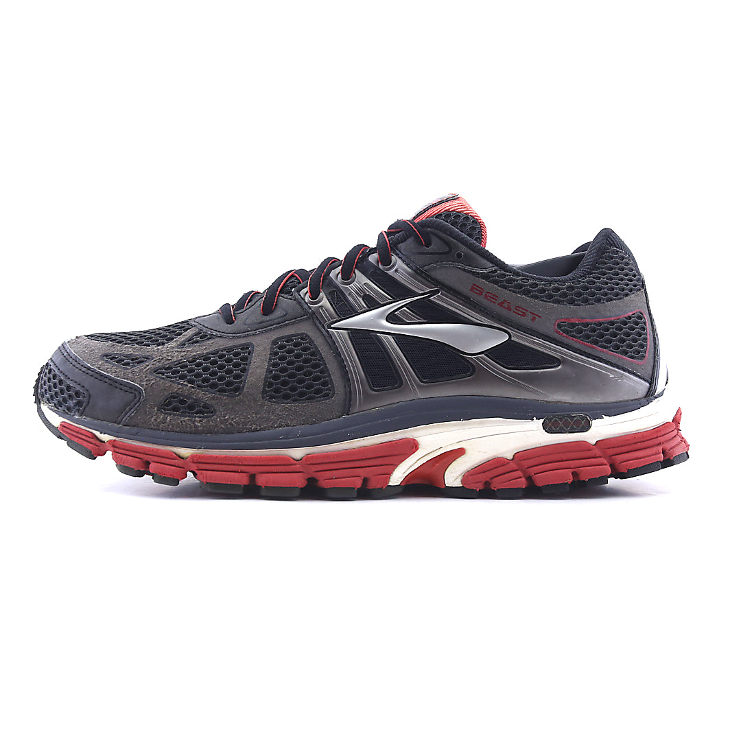 BROOKS BEAST 14