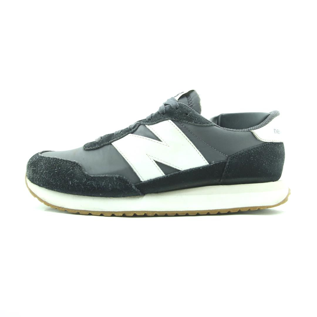 NEW BALANCE 237