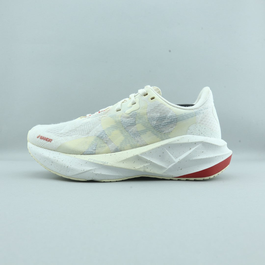 ASICS NOVABLAST 5