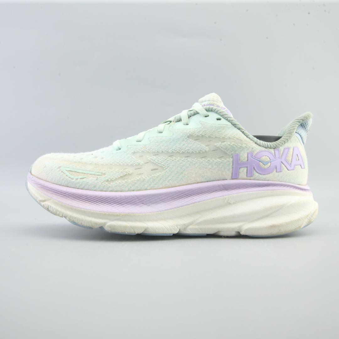 HOKA ONE ONE CLIFTON 9