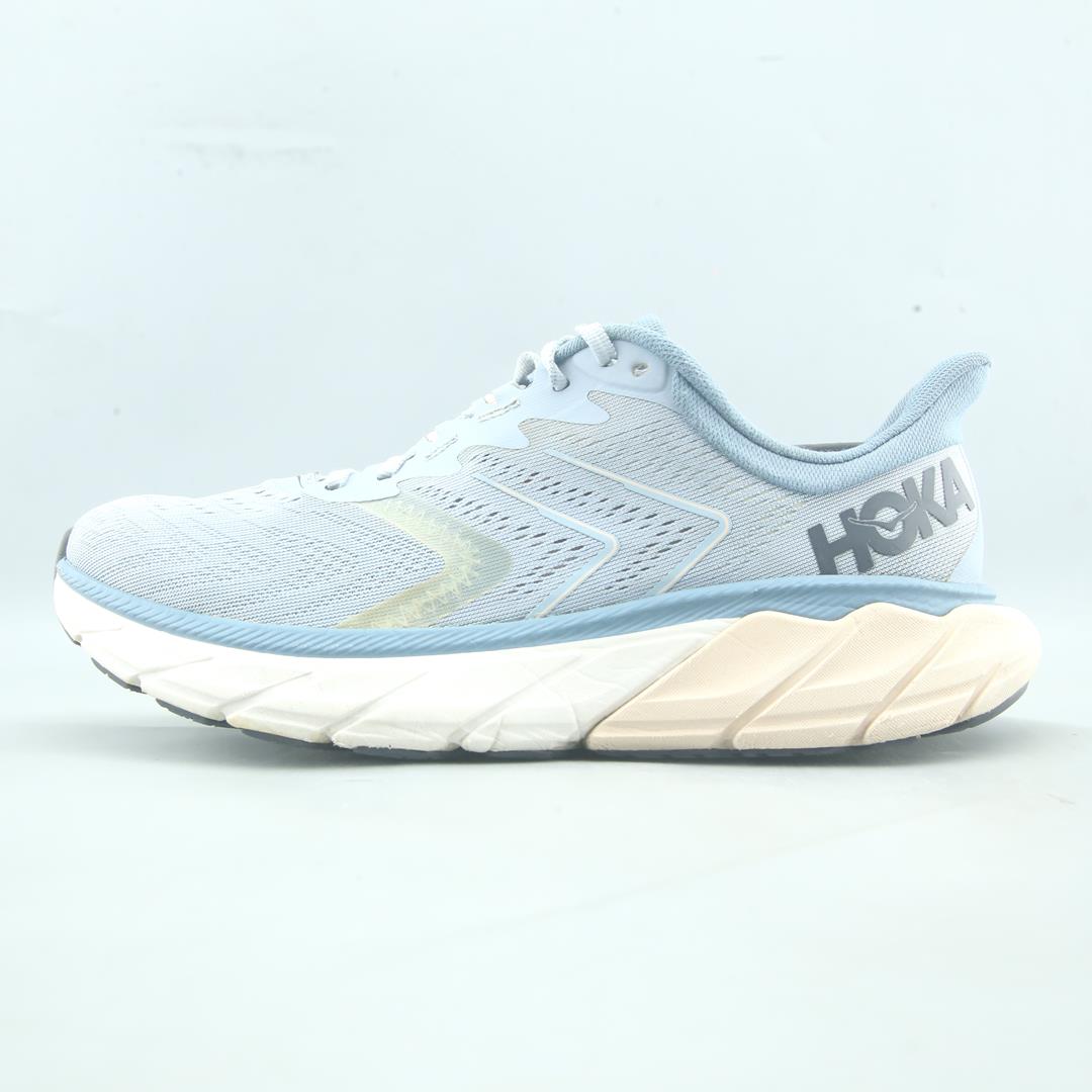 HOKA ONE ONE ARAHI 5