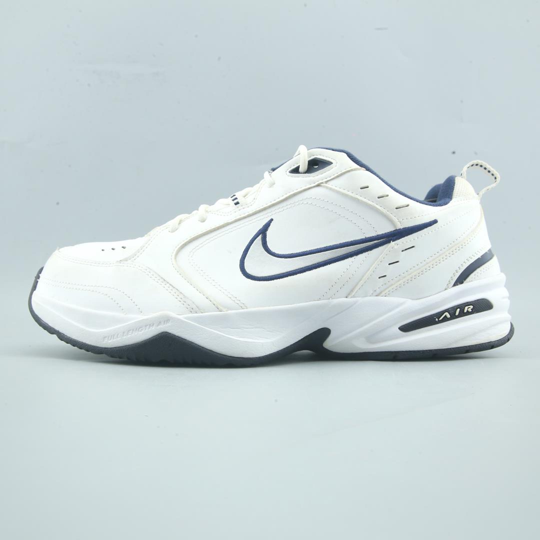 NIKE AIR MONARCH IV