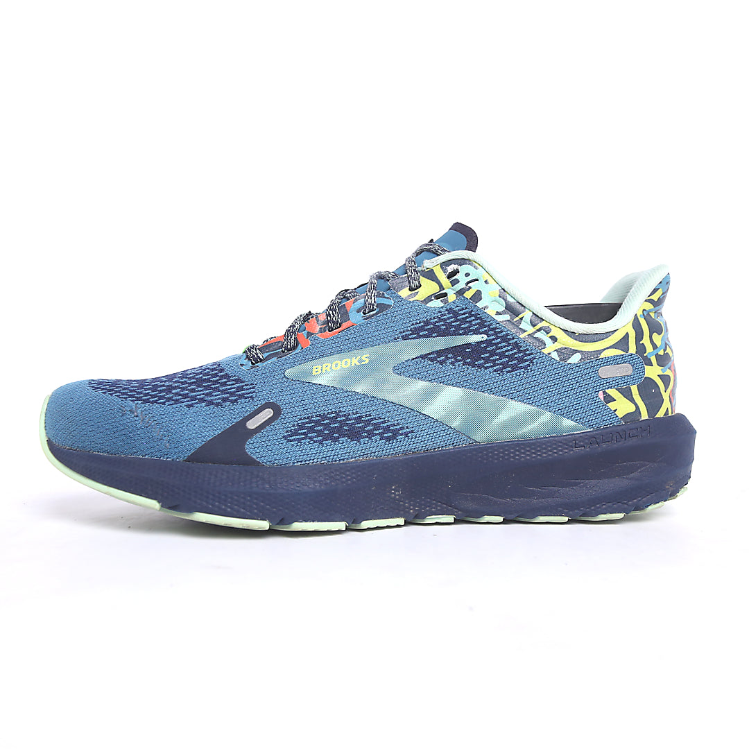 BROOKS LAUNCH 9