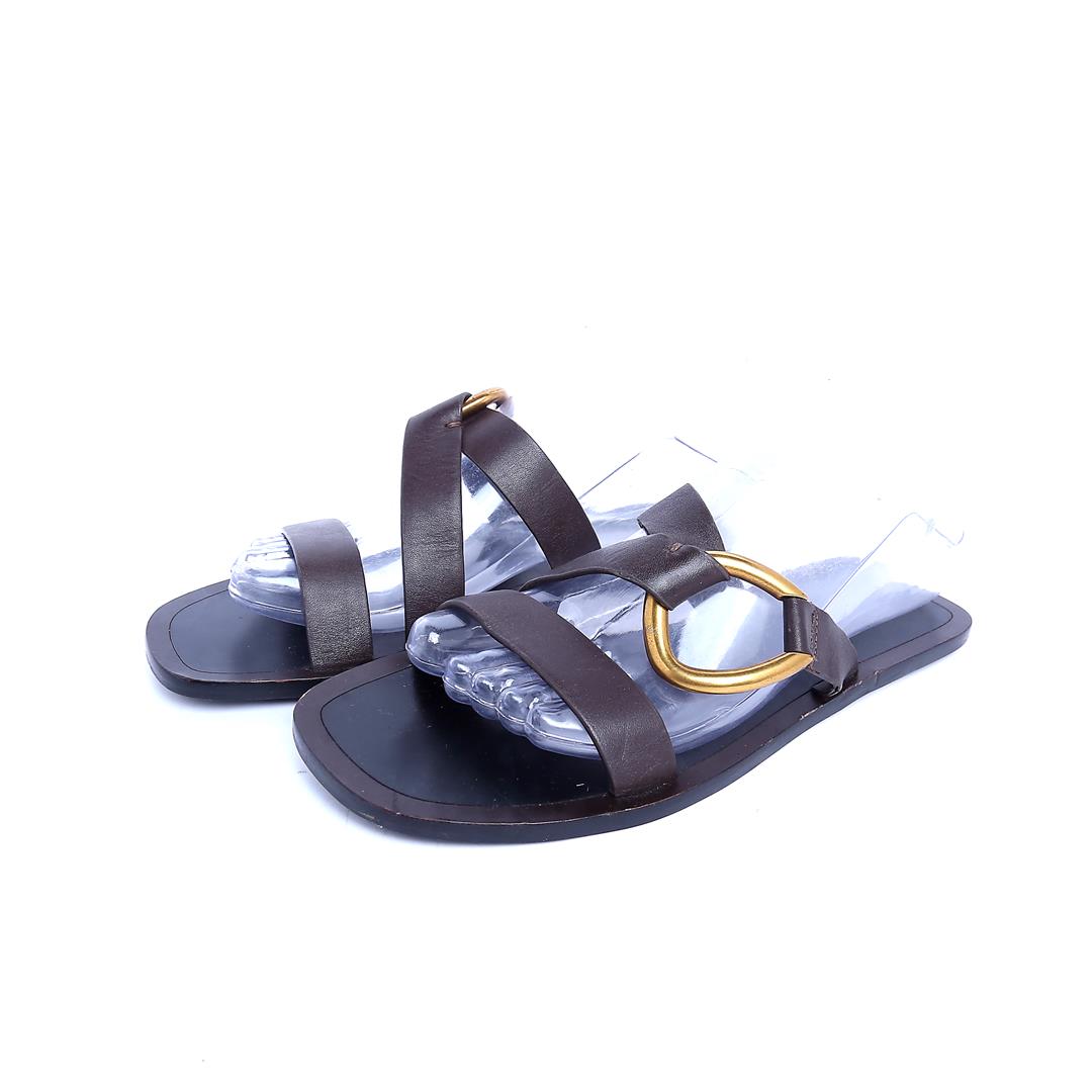 MASSIMO DUTTI. .