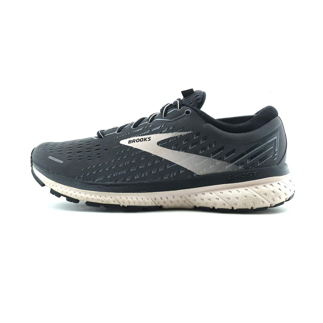 BROOKS GHOST 13