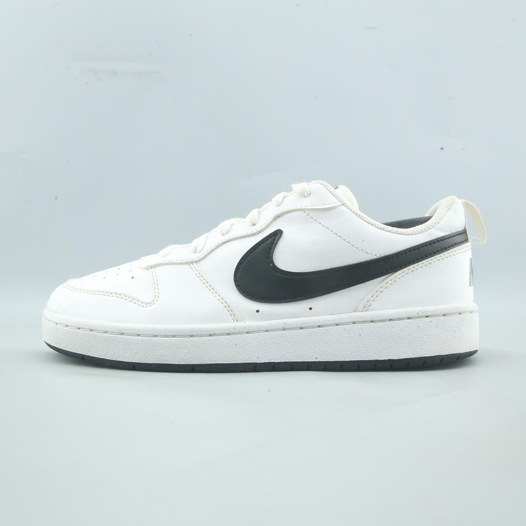 NIKE COURT BROUGH LOW