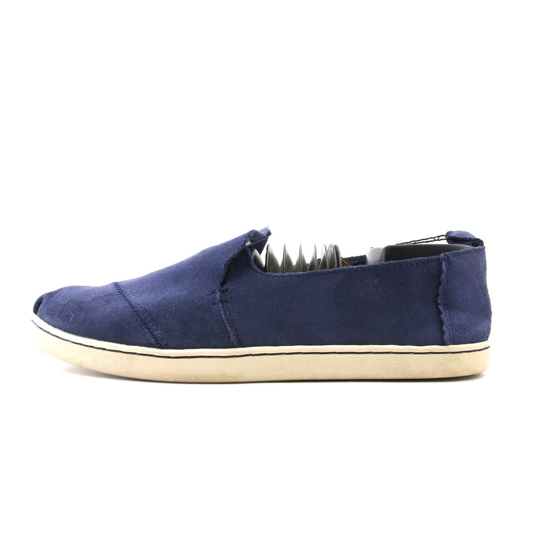 TOMS .