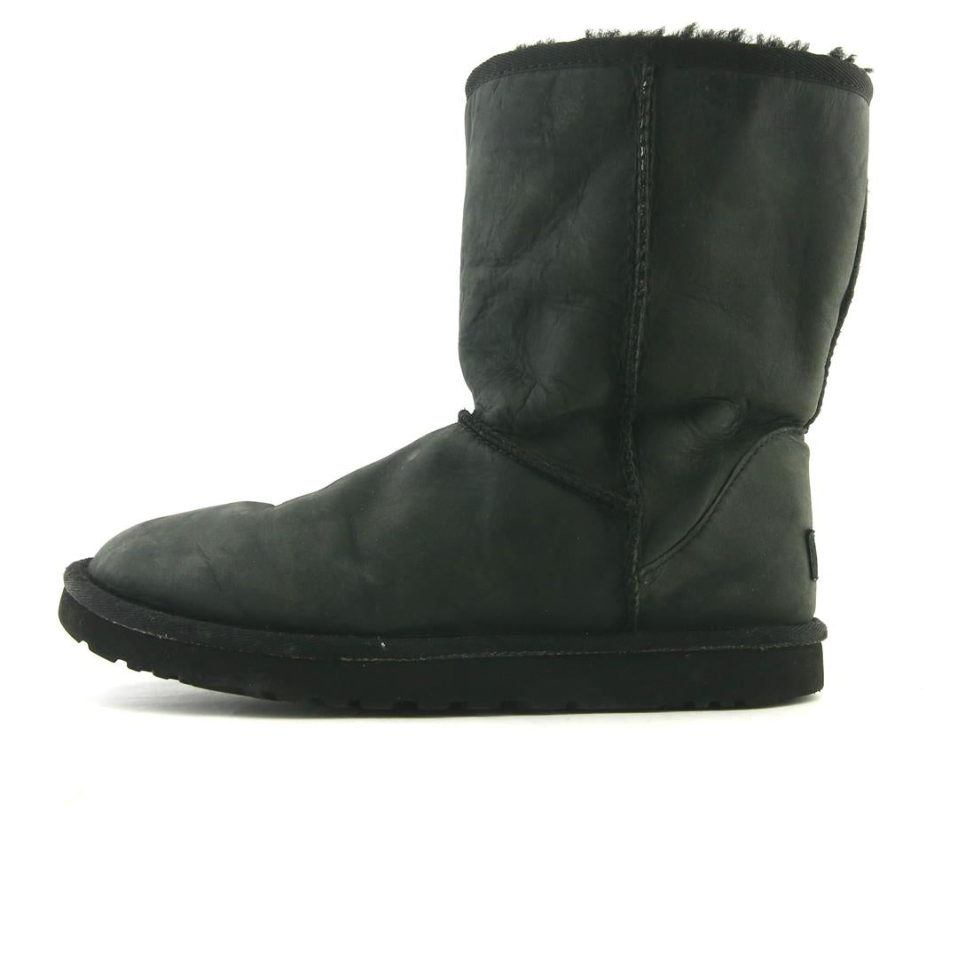 UGG CLASSIC SHORT LEATHER
