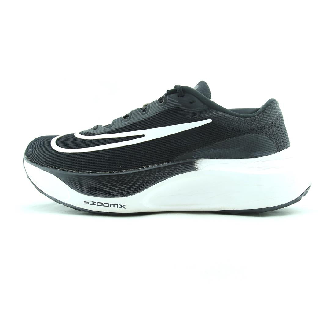 NIKE ZOOM FLY 5