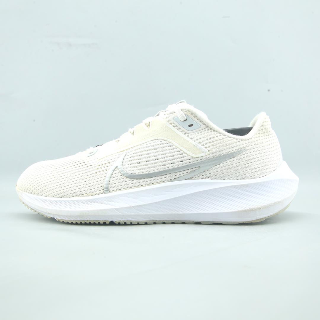 NIKE AIR ZOOM PEGASUS 40