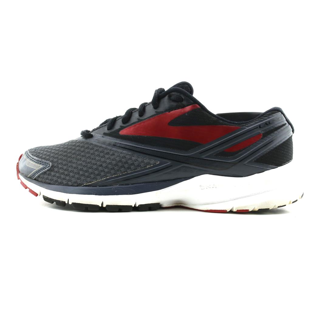 BROOKS LAUNCH 4