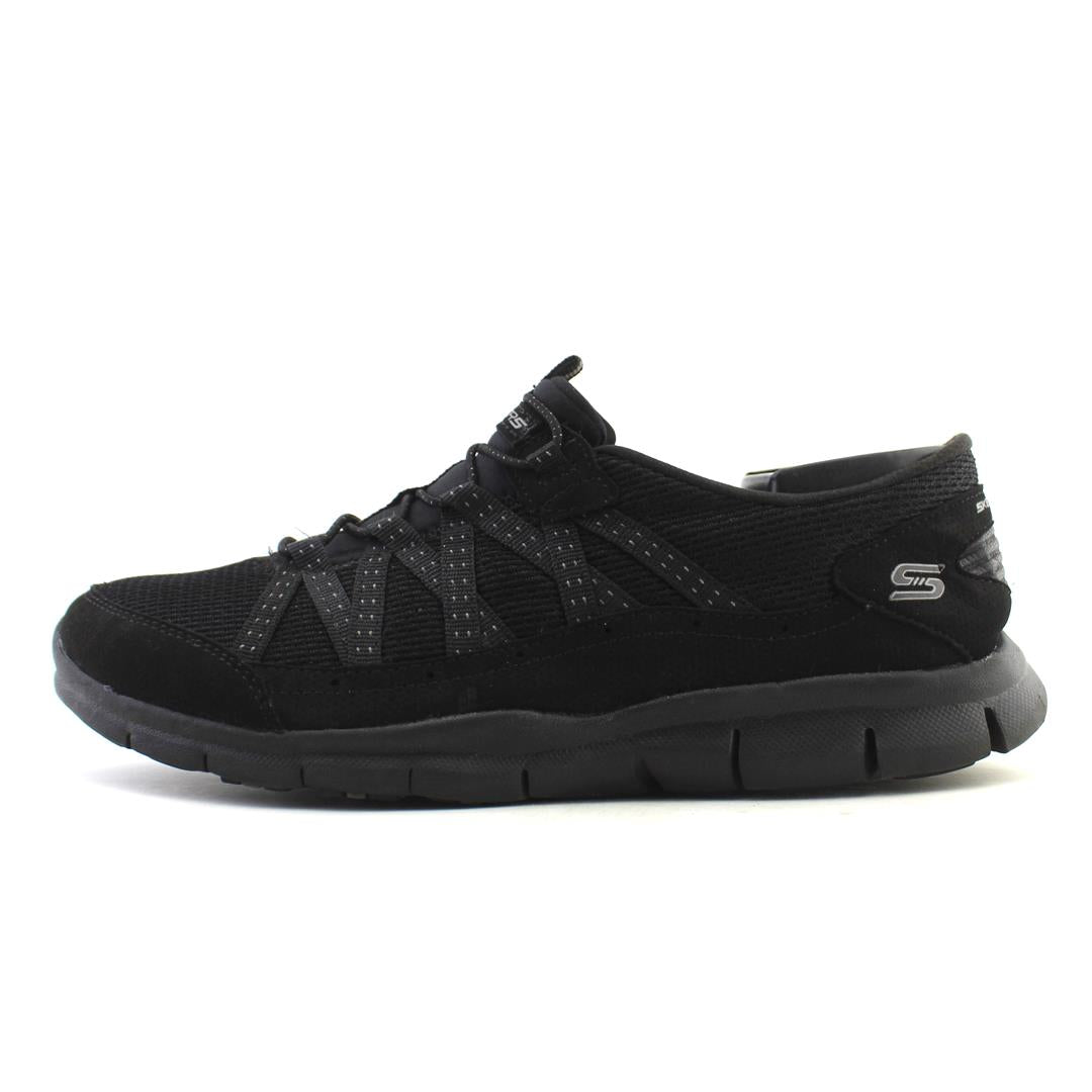 SKECHERS GRATIS