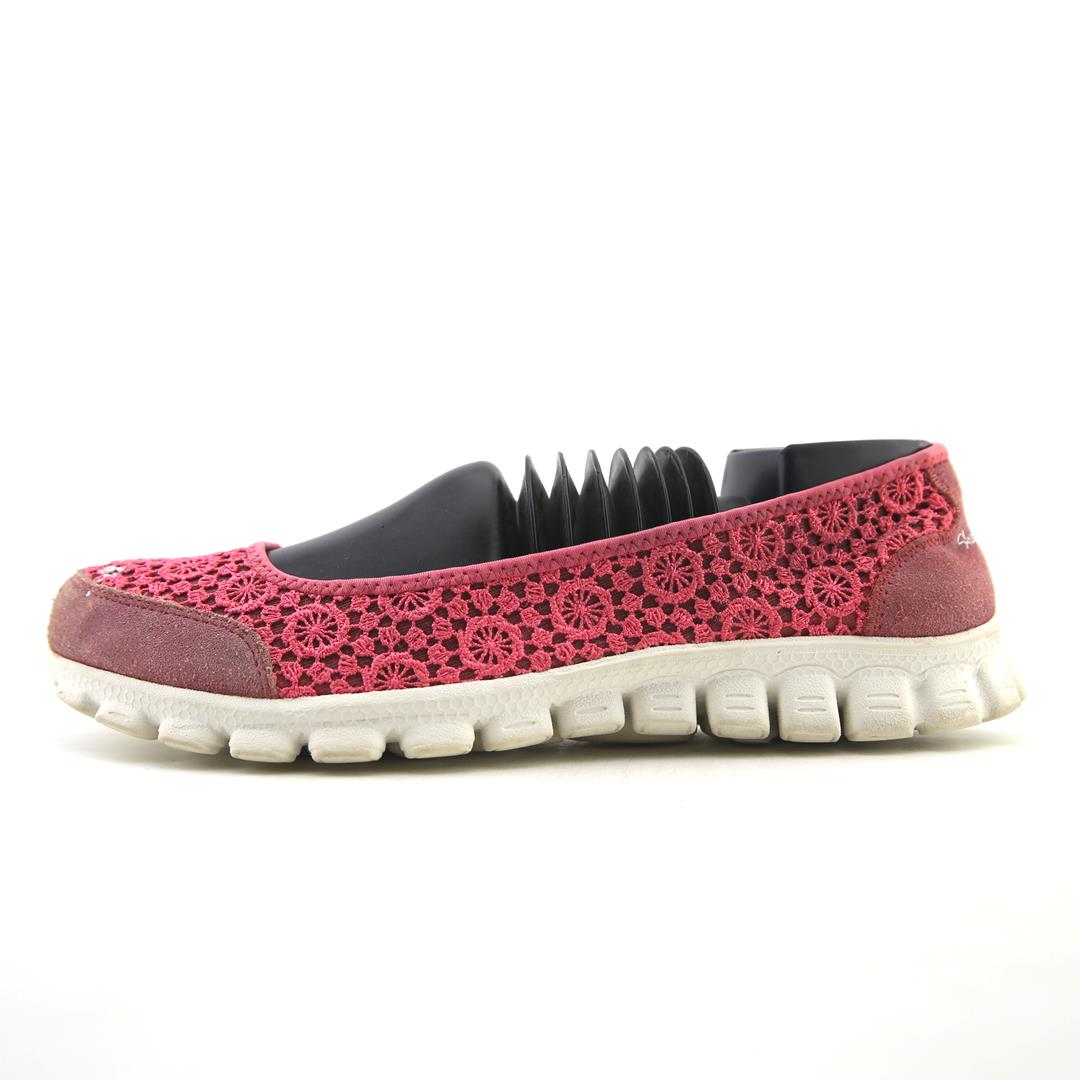 SKECHERS LACE BALLET