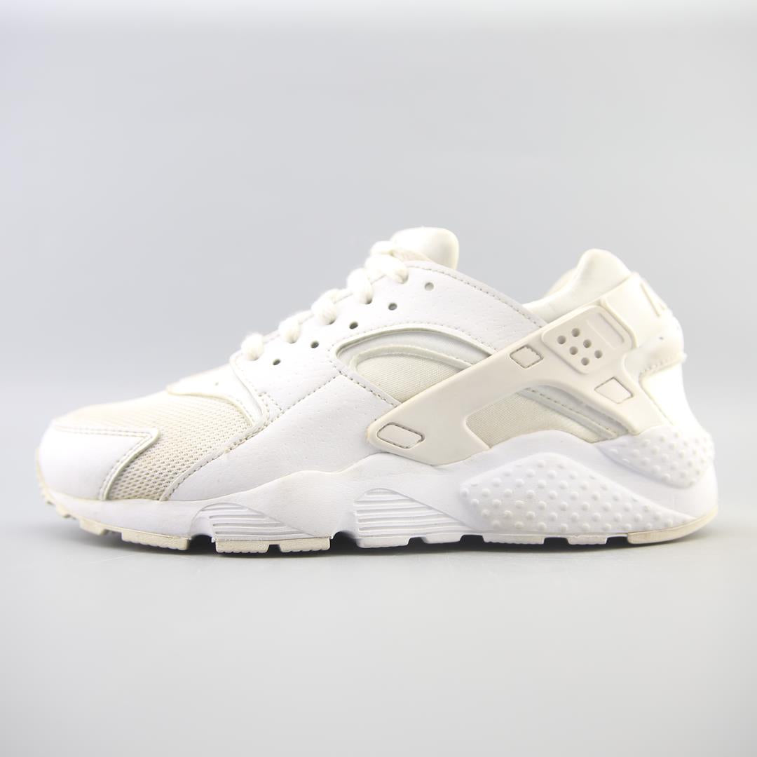 Buy NIKE Shoes Online In Pakistan