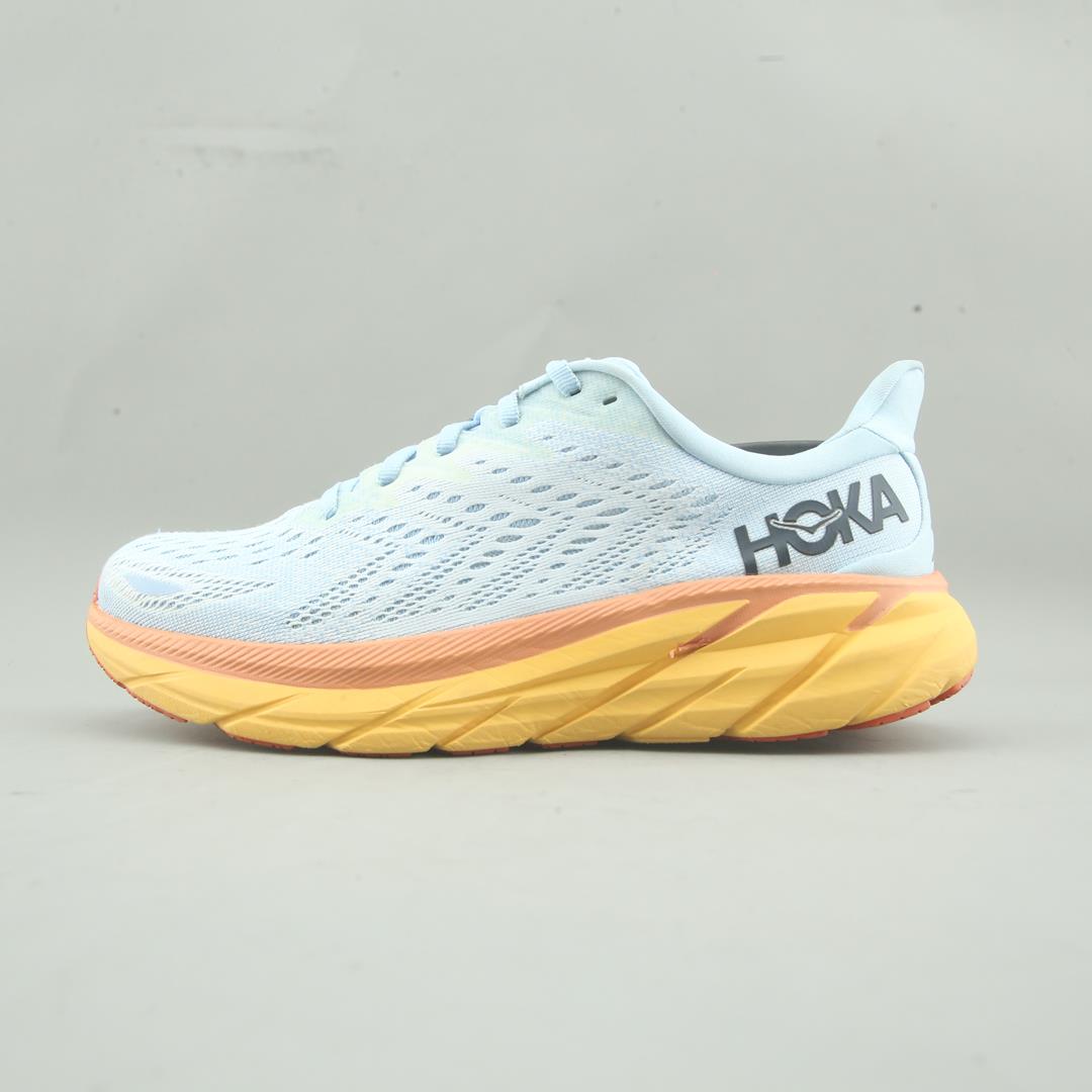 HOKA ONE ONE CLIFTON 8