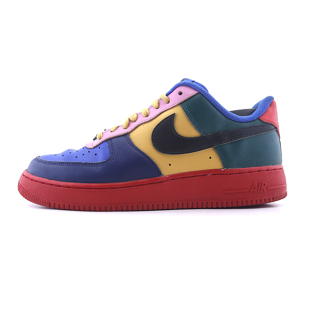 NIKE AIR FORCE 1 LOW
