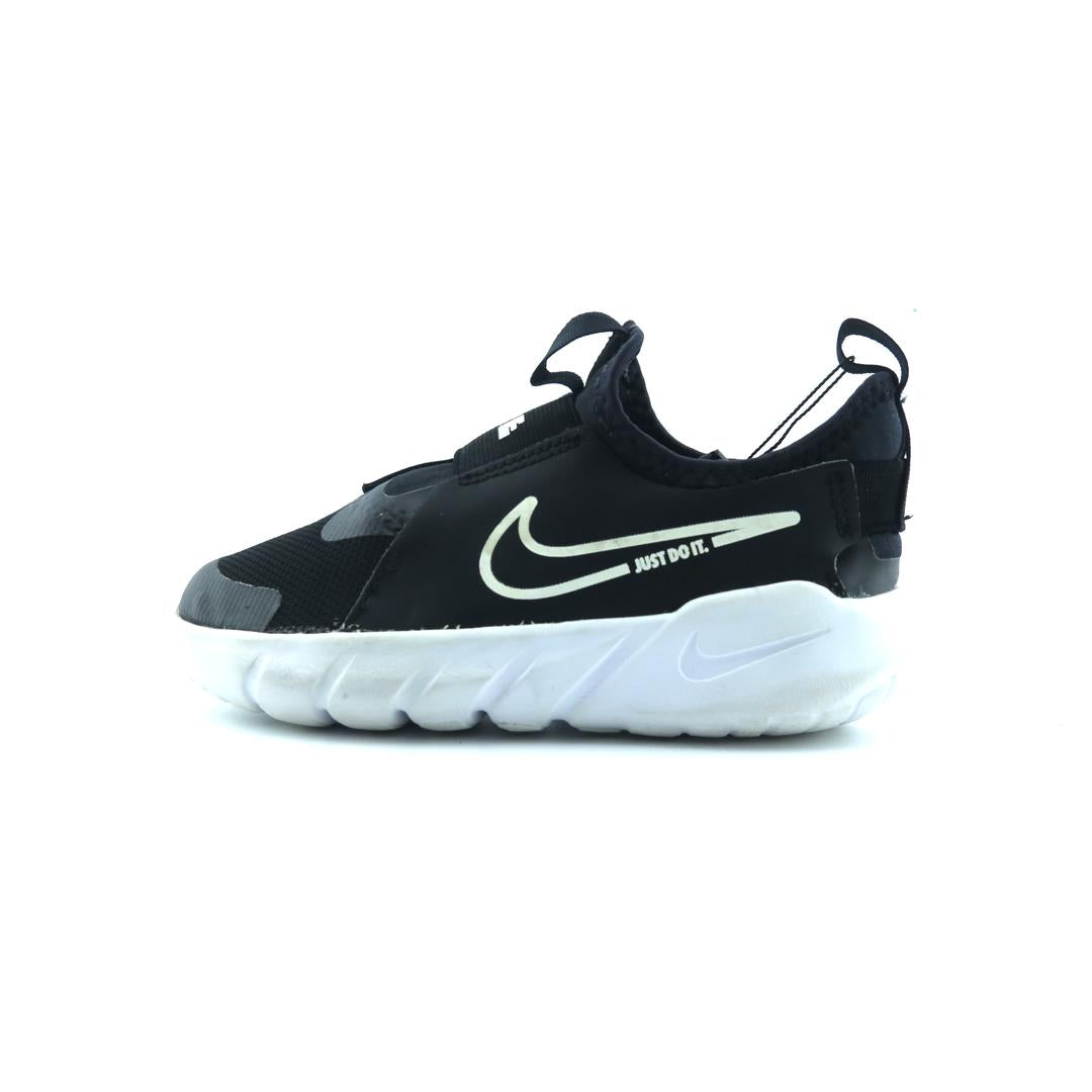 NIKE FLEX RUNNER 2
