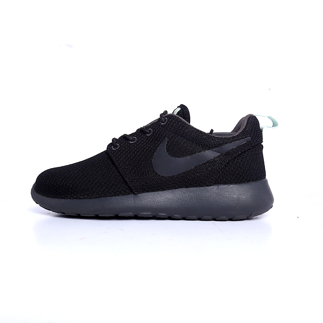 NIKE ROSHE RUN