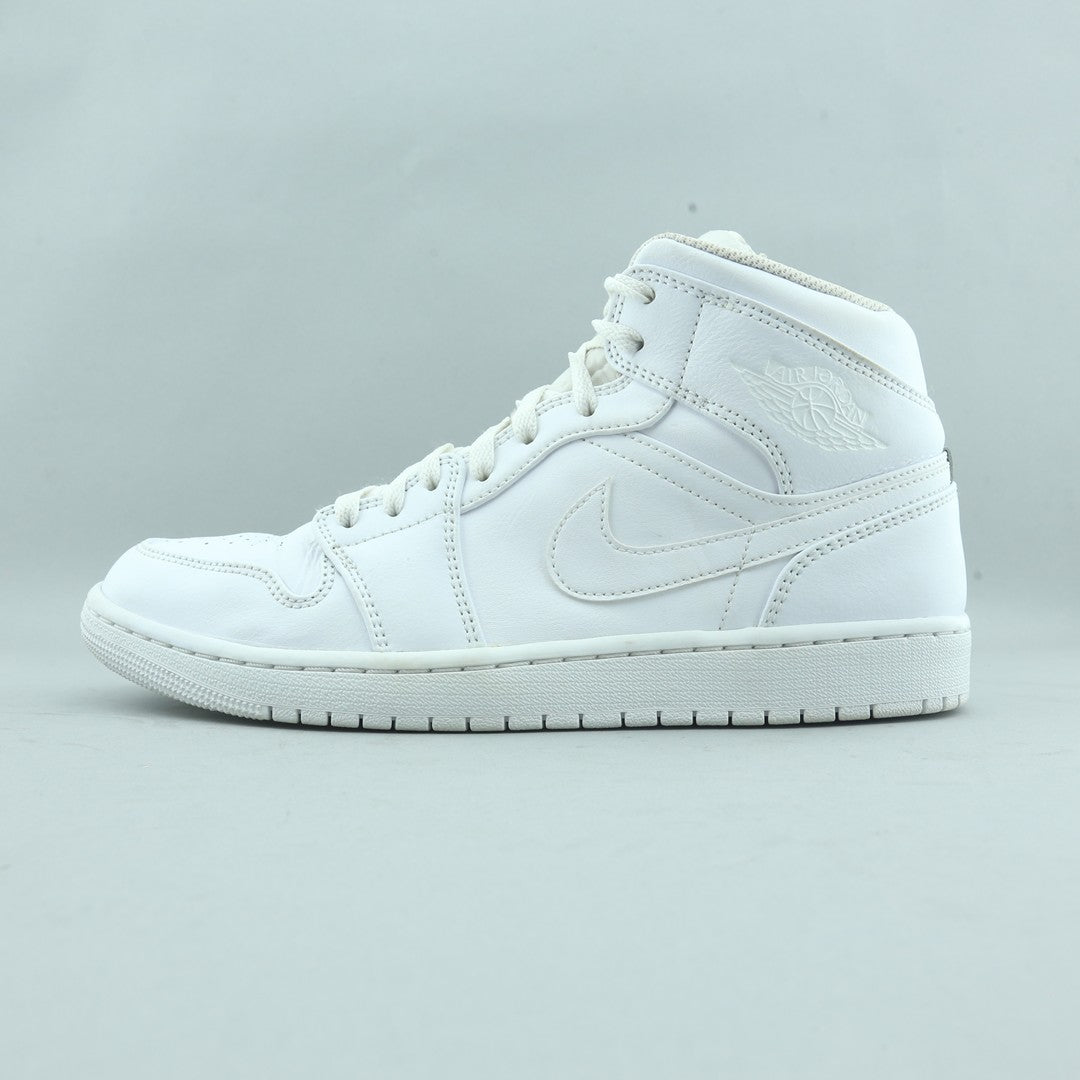 NIKE AIR JORDAN 1 MID