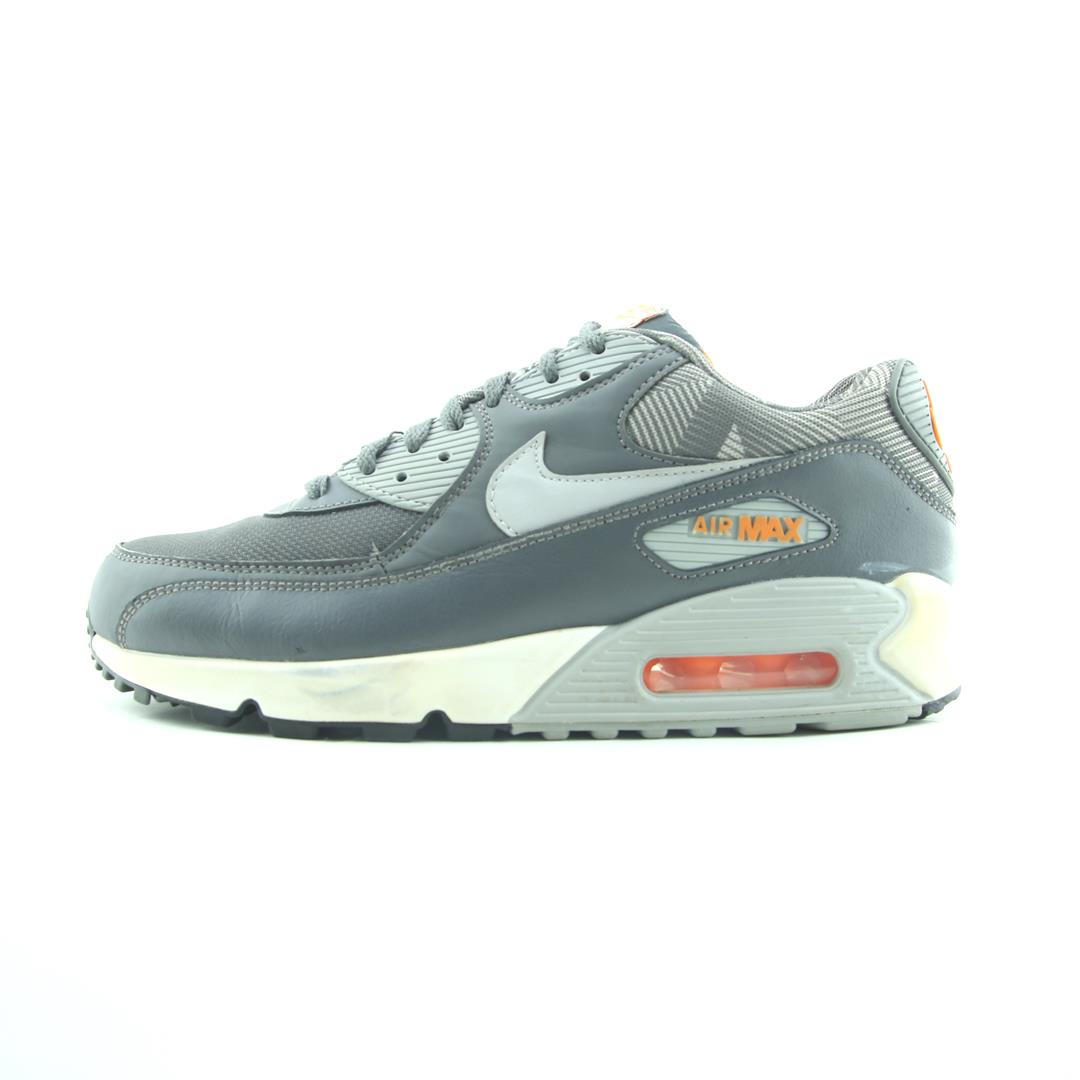 NIKE AIR MAX 90